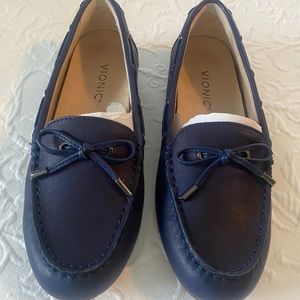 Vionic Women’s Honor Virginia Loafer Size 6.5